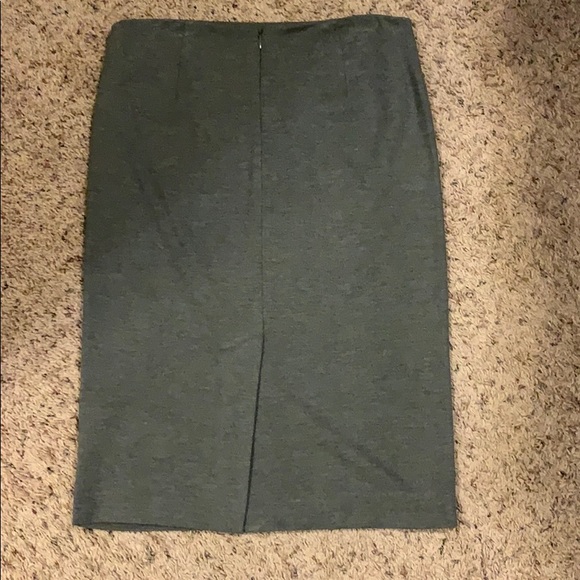 Pencil skirt - Picture 2 of 4